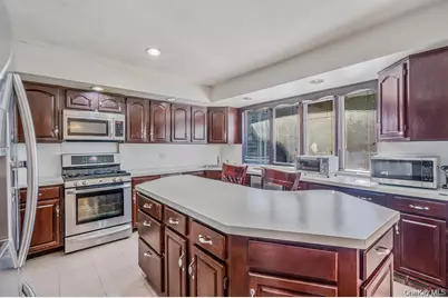 2864 Eastern Boulevard, Baldwin, NY 11510 - Photo 11