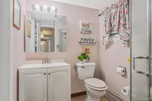 2864 Eastern Blvd, Baldwin, NY 11510 - Photo 15