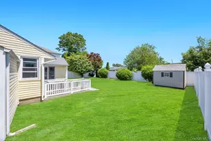 83 East End Ave, Hicksville, NY 11801 - Photo 27
