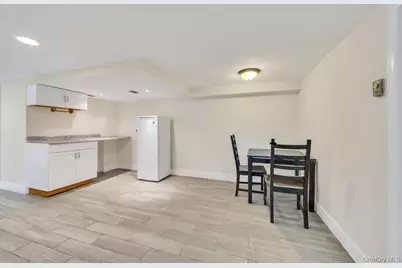 83 E End Avenue, Hicksville, NY 11801 - Photo 23