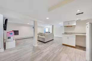 83 East End Ave, Hicksville, NY 11801 - Photo 21
