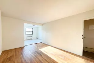 67-22 136th St, Flushing, NY 11367 - Photo 7