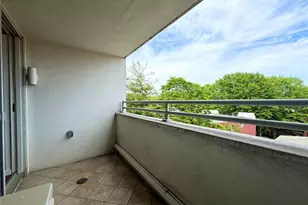 71-57 161st St, Fresh Meadows, NY 11365 - Photo 9