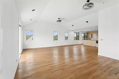 400 E Olive Street, Long Beach, NY 11561 - Photo 29