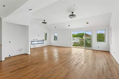 400 E Olive Street, Long Beach, NY 11561 - Photo 25
