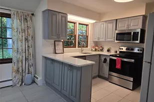 13 Linda Ln E, Riverhead, NY 11901 - Photo 7