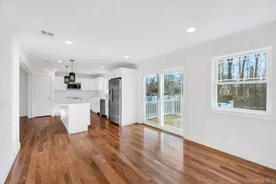 508 Starlight Drive, Shirley, NY 11967 - Photo 9