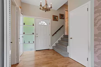 11 Maplemoor Lane, White Plains, NY 10605 - Photo 3