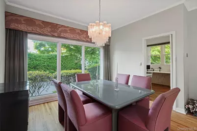 11 Maplemoor Lane, White Plains, NY 10605 - Photo 9