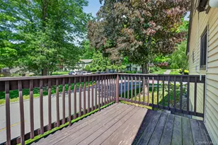 131 Columbia Ct, Yorktown Heights, NY 10598 - Photo 17
