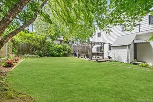 105 Longview Ave, White Plains, NY 10605 - Photo 23