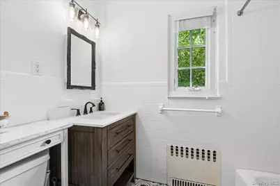 105 Longview Avenue, White Plains, NY 10605 - Photo 17
