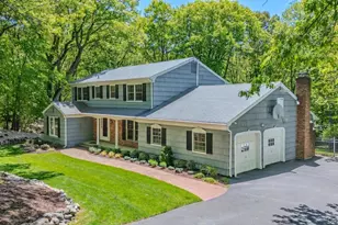 12 Deer Path, Port Jefferson, NY 11777 - Photo 3