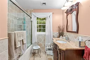 5 Bennett Ave, Huntington Station, NY 11746 - Photo 21