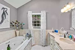 5 Bennett Ave, Huntington Station, NY 11746 - Photo 15