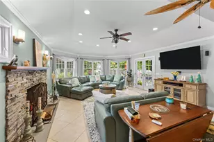5 Bennett Ave, Huntington Station, NY 11746 - Photo 9