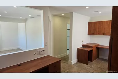 724 E Park Avenue, Long Beach, NY 11561 - Photo 5