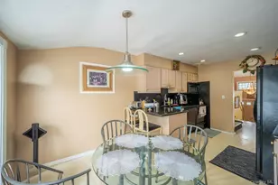 15 Jackie Dr, Westbury, NY 11590 - Photo 5
