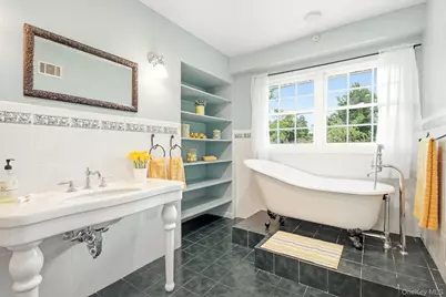 26 Century Ridge Road, Purchase, NY 10577 - Photo 17