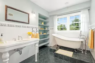26 Century Ridge Rd, Purchase, NY 10577 - Photo 17