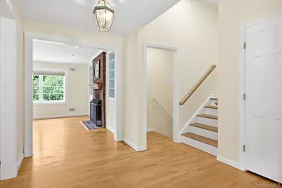 26 Century Ridge Road, Purchase, NY 10577 - Photo 5