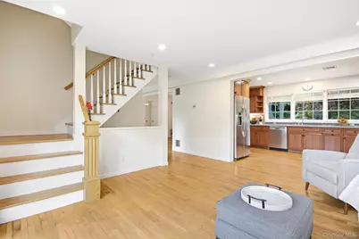 26 Century Ridge Road, Purchase, NY 10577 - Photo 13