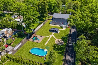 82 Blydenburgh Road, Centereach, NY 11720 - Photo 3