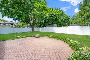 107 Clinton Ave, Port Jefferson Station, NY 11776 - Photo 35
