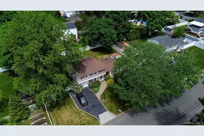 107 Clinton Avenue, Port Jefferson Station, NY 11776 - Photo 39