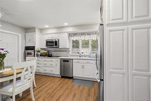107 Clinton Ave, Port Jefferson Station, NY 11776 - Photo 11