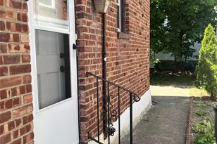 248-29 Cambria Ave, Little Neck, NY 11362 - Photo 17