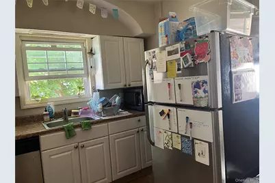 24829 Cambria Avenue, Little Neck, NY 11362 - Photo 7