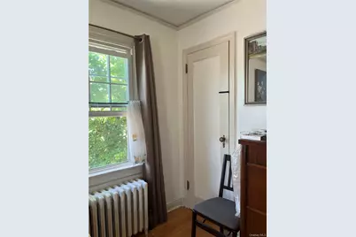 24829 Cambria Avenue, Little Neck, NY 11362 - Photo 13