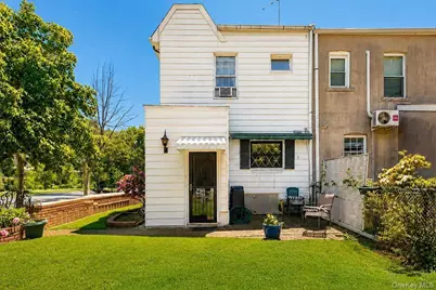 85-65 67th Drive, Rego Park, NY 11374 - Photo 43