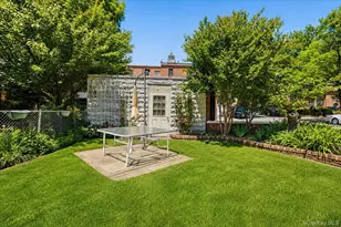 85-65 67th Dr, Rego Park, NY 11374 - Photo 45