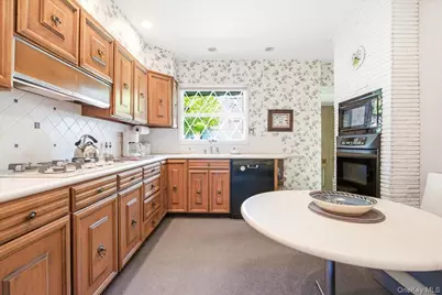 85-65 67th Drive, Rego Park, NY 11374 - Photo 13