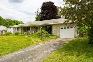 21 Violet Dr, Beacon, NY 12508 - Photo 3