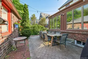60 Croyden Rd, Mineola, NY 11501 - Photo 29
