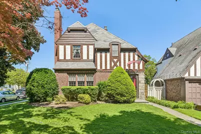 60 Croyden Road, Mineola, NY 11501 - Photo 1