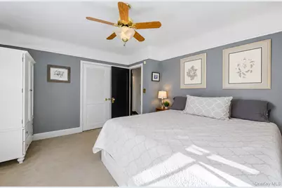 60 Croyden Road, Mineola, NY 11501 - Photo 17