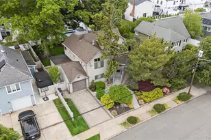 2772 Riverside Ave, Merrick, NY 11566 - Photo 33