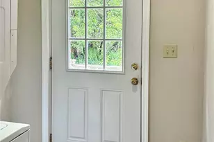 30 Oak St, Rhinebeck, NY 12572 - Photo 27