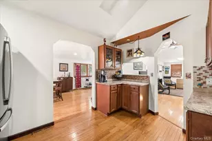 118 Hewitt St, Lake Peekskill, NY 10537 - Photo 17