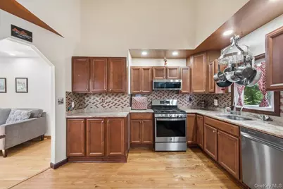118 Hewitt Street, Lake Peekskill, NY 10537 - Photo 15