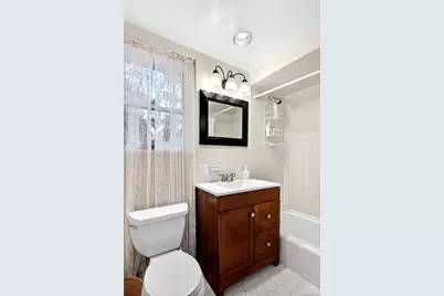 34 Wildwood Lane, East Hills, NY 11577 - Photo 17