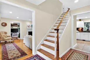 34 Wildwood Ln, East Hills, NY 11577 - Photo 3
