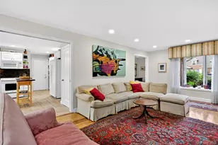 34 Wildwood Ln, East Hills, NY 11577 - Photo 5