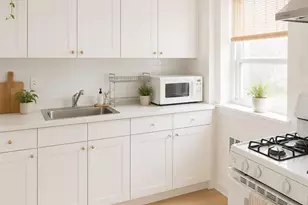 150-71 70th Rd, Flushing, NY 11367 - Photo 3