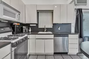 170 W 9th St, Deer Park, NY 11729 - Photo 9