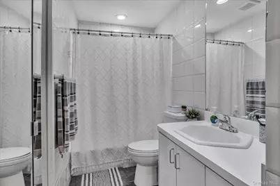 170 W 9th Street, Deer Park, NY 11729 - Photo 13